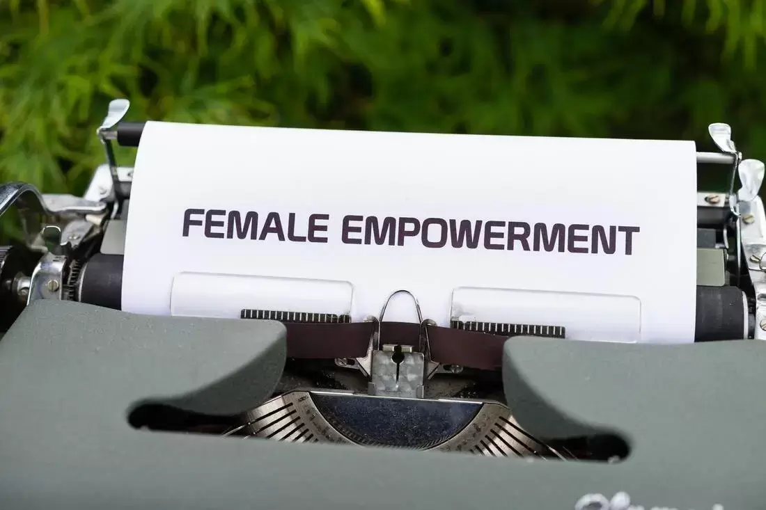 Typewritter with female empowerment